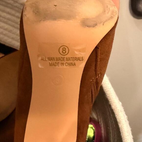 Tan and brown suede knee - Picture 6 of 6